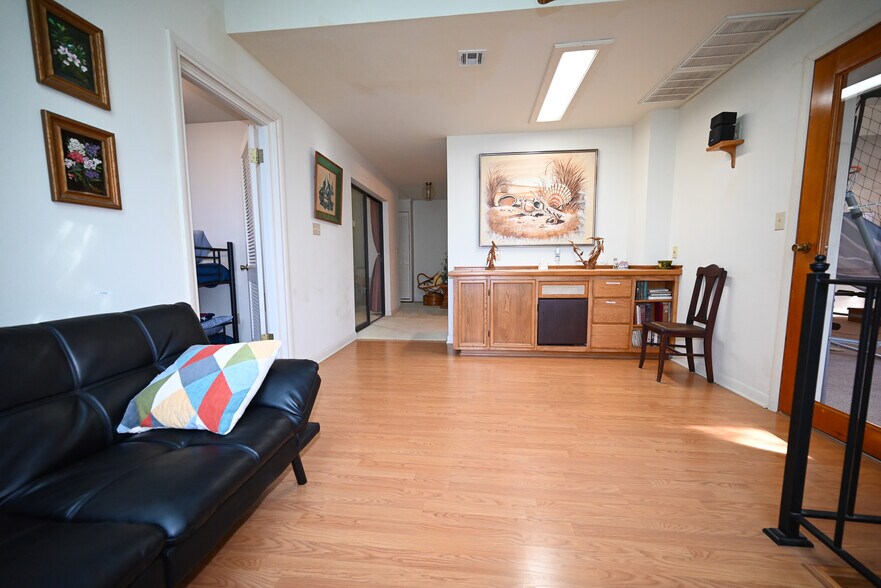 More Photos Of 2759 County Road 411, Berryville Hotel For Sale