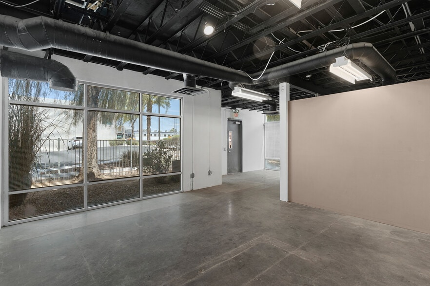 More Photos Of 4030 E Post Rd, Las Vegas Warehouse For Sale