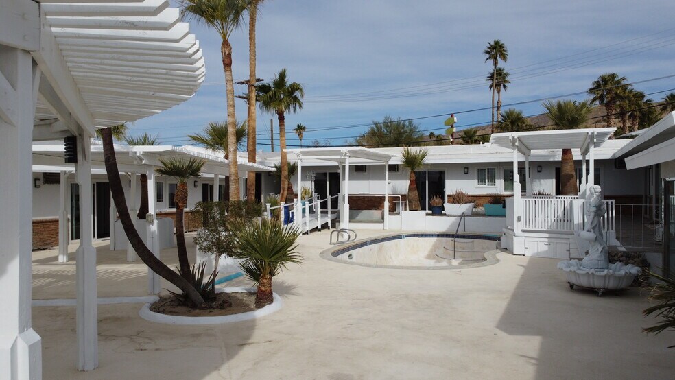 More Photos Of 68055 Club Circle Dr, Desert Hot Springs Hotel For Sale