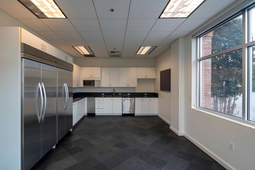 More Photos Of 101 Lewis St, Ketchum Office For Sale