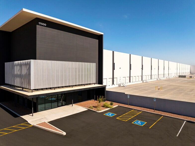 More Photos Of NWC of Route 303 & W Glendale Avenue, Litchfield Park Unknown For Lease