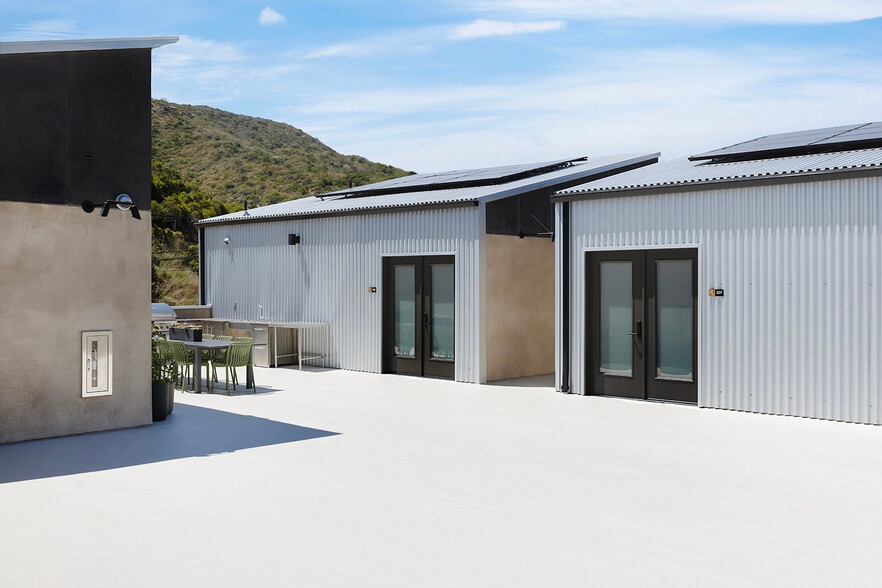 More Photos Of 20412-20432 Laguna Canyon Rd, Laguna Beach Office For Lease