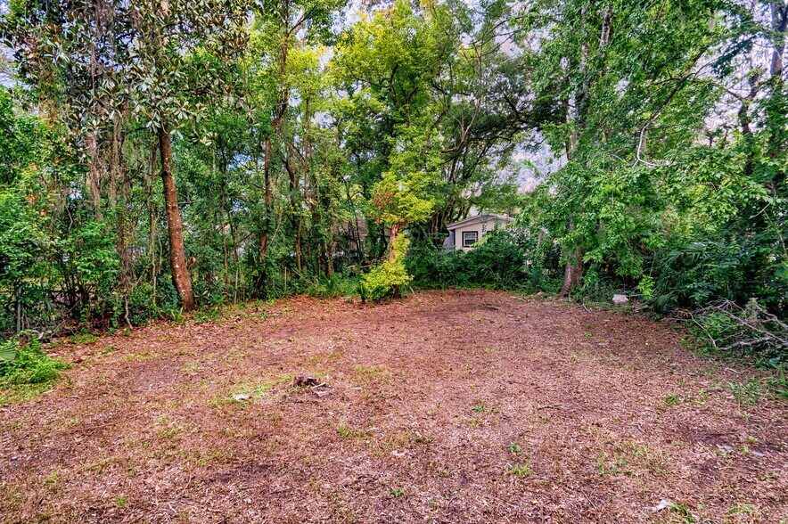 More Photos Of 534 NW 7th Ter, Gainesville Land For Sale