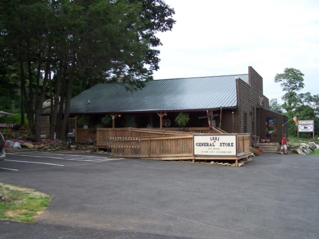 More Photos Of 10884 Nc Highway 105 S, Banner Elk Freestanding For Sale