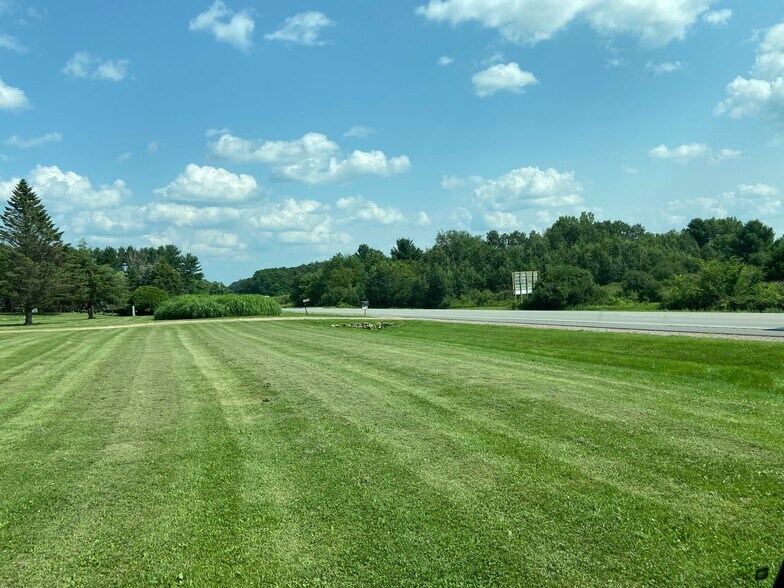 More Photos Of W14856 Highway 16, Wisconsin Dells Self Storage For Sale