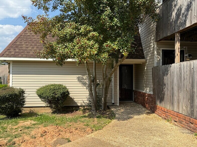 More Photos Of 1614 Somerville Rd SE, Decatur Apartments For Sale