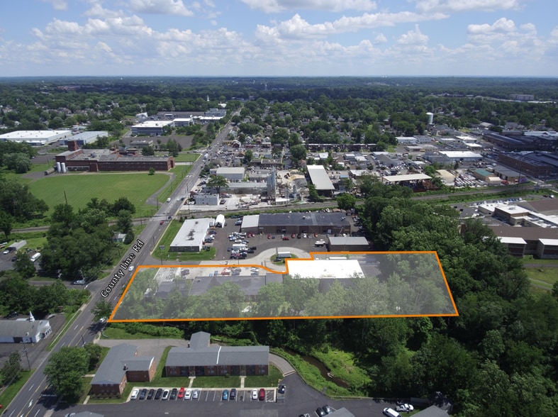 More Photos Of 244 E County Line Rd, Hatboro Manufacturing For Sale