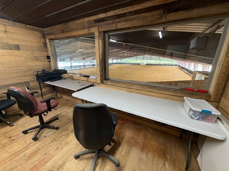 More Photos Of 5690 Sheridan Byp, Sheridan Industrial For Sale