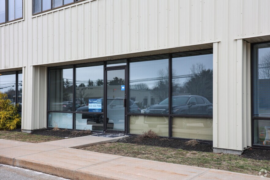 More Photos Of 210 West Rd, Portsmouth Light Distribution For Lease