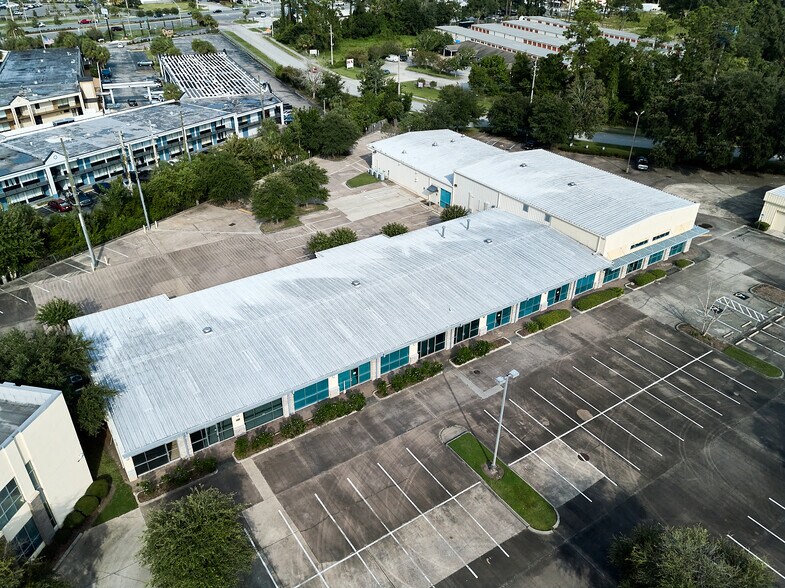 More Photos Of 705 Wells Rd, Orange Park Flex For Sale