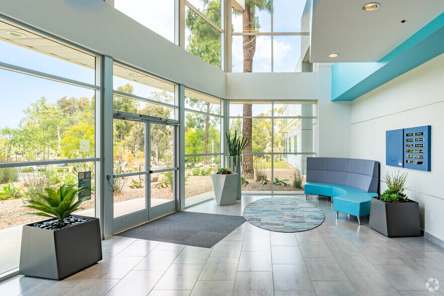 More Photos Of 1535 Rancho Conejo Blvd, Thousand Oaks Unknown For Lease