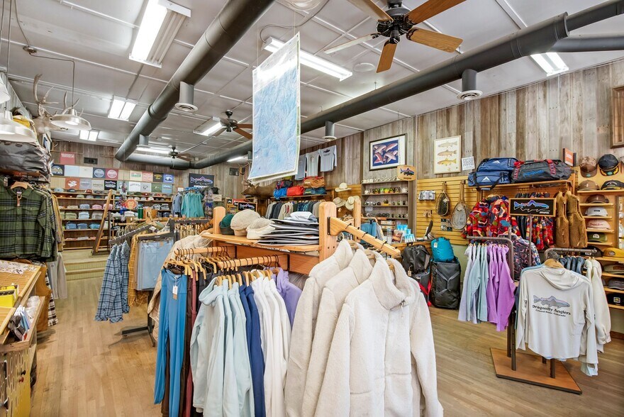 More Photos Of 307 Elk Ave, Crested Butte General Retail For Sale