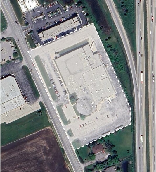 More Photos Of N6637 N Rolling Meadows Dr, Fond Du Lac Manufacturing For Lease
