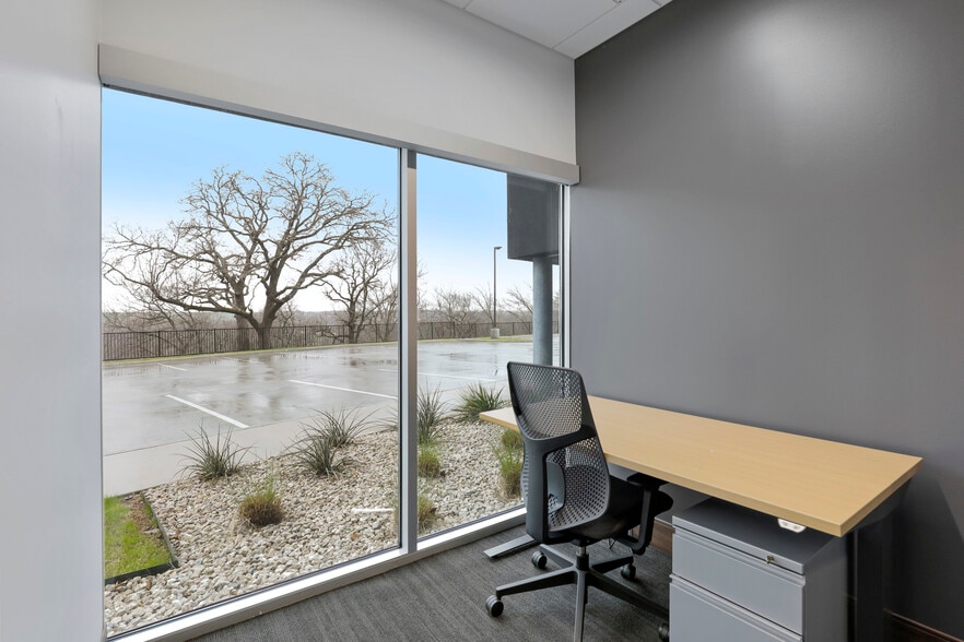 More Photos Of 2451 W Grapevine Mills Cir, Grapevine Coworking Space