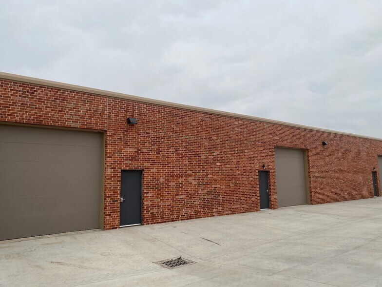 More Photos Of 1767 Old State Highway 24, Little Elm Unknown For Lease
