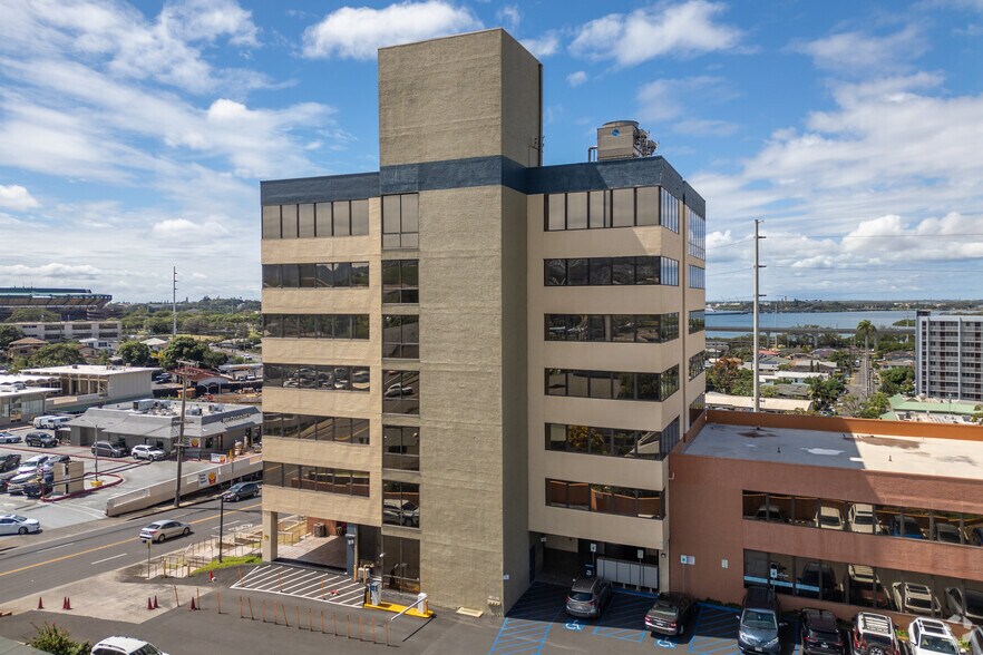 More Photos Of 99-128 Aiea Heights Dr, Aiea Medical For Sale