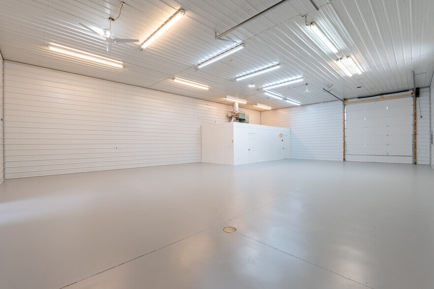 More Photos Of 202 Hemi Ln, Gravois Mills Specialty For Sale