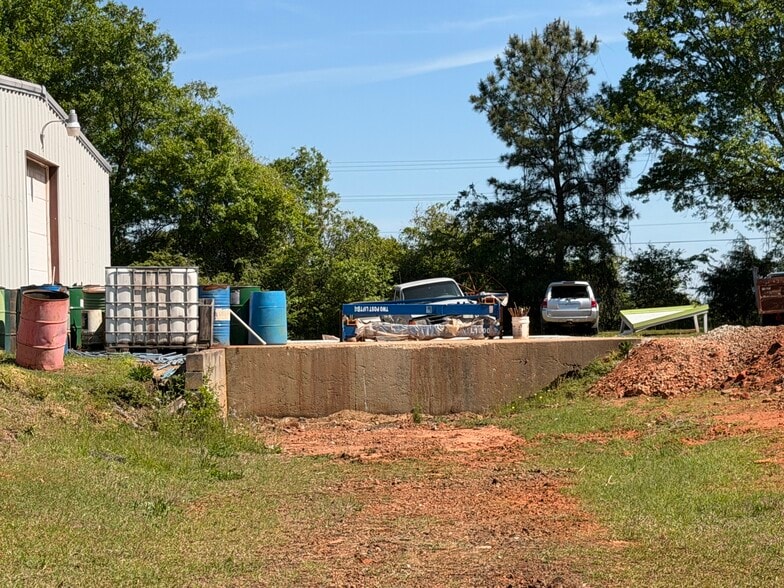 More Photos Of 1725 Wells Hwy, Seneca Industrial For Lease