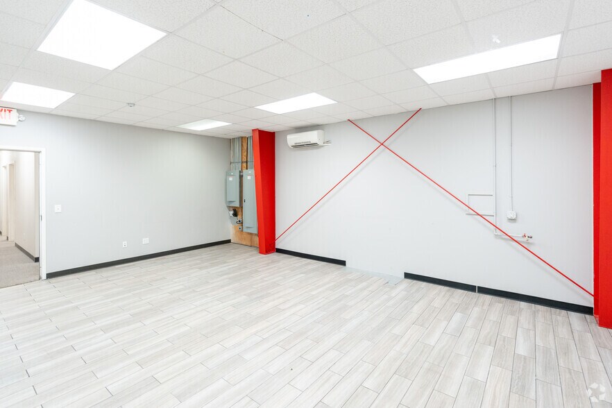 More Photos Of 2800 Rowland Rd, Raleigh Light Distribution For Lease