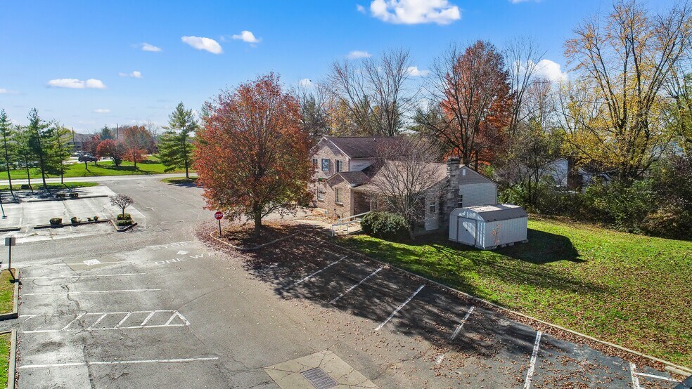 More Photos Of 2048 N Morton St, Franklin Office For Sale