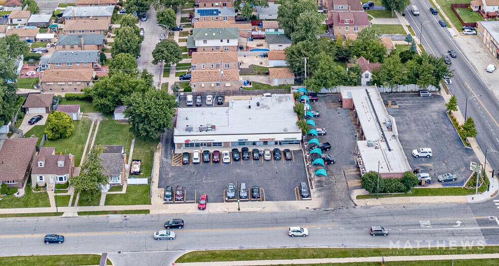 More Photos Of 3214-3220 W 115th St, Chicago Storefront For Lease