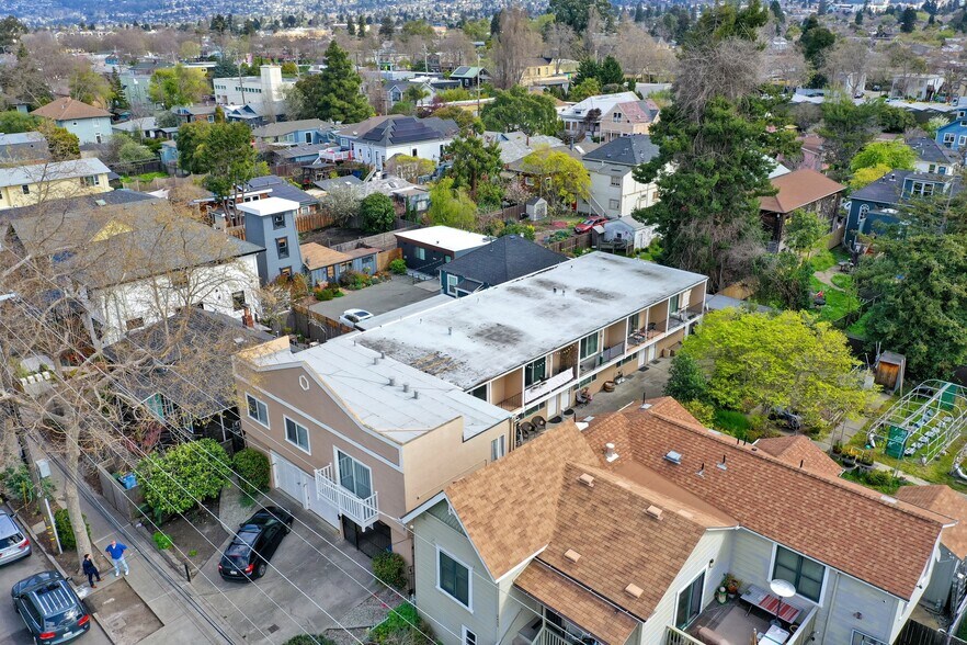 More Photos Of 2435 9th St, Berkeley Apartments For Sale