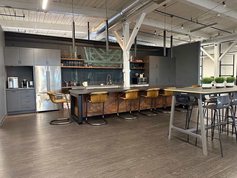 More Photos Of 214 Arlington St, Chelsea Office For Lease