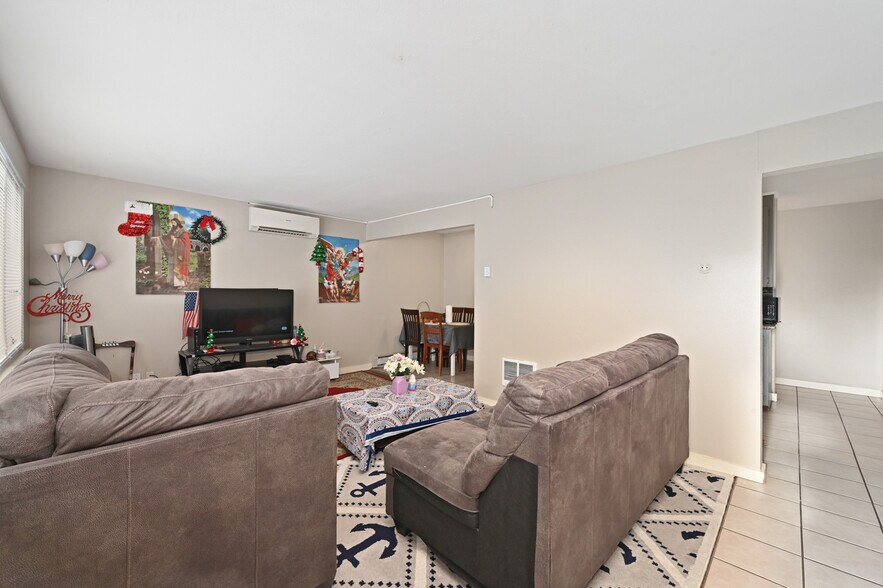 More Photos Of 8340 Rainier Ave S, Seattle Multifamily For Sale