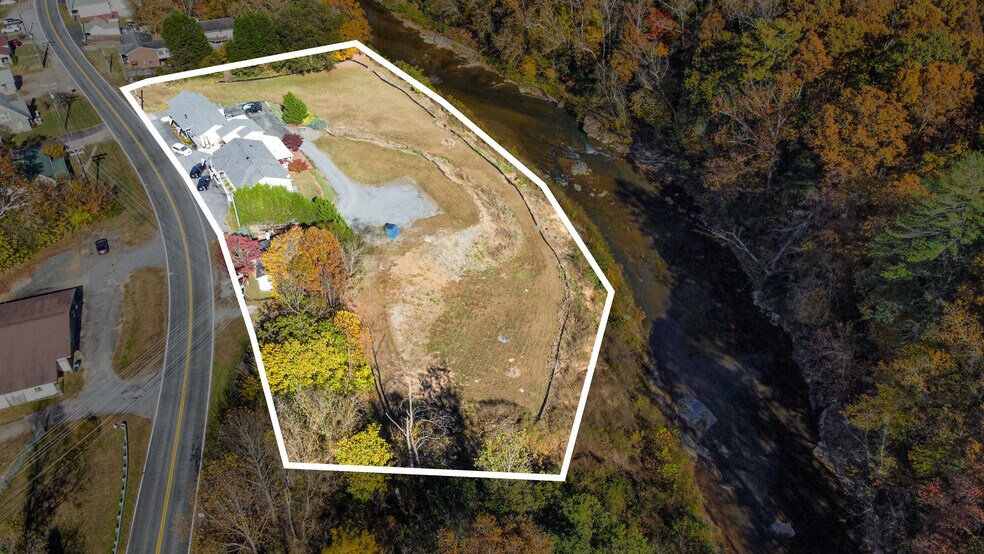 More Photos Of 2415A-2415B-2441 S Center St, Hickory Assisted Living For Sale