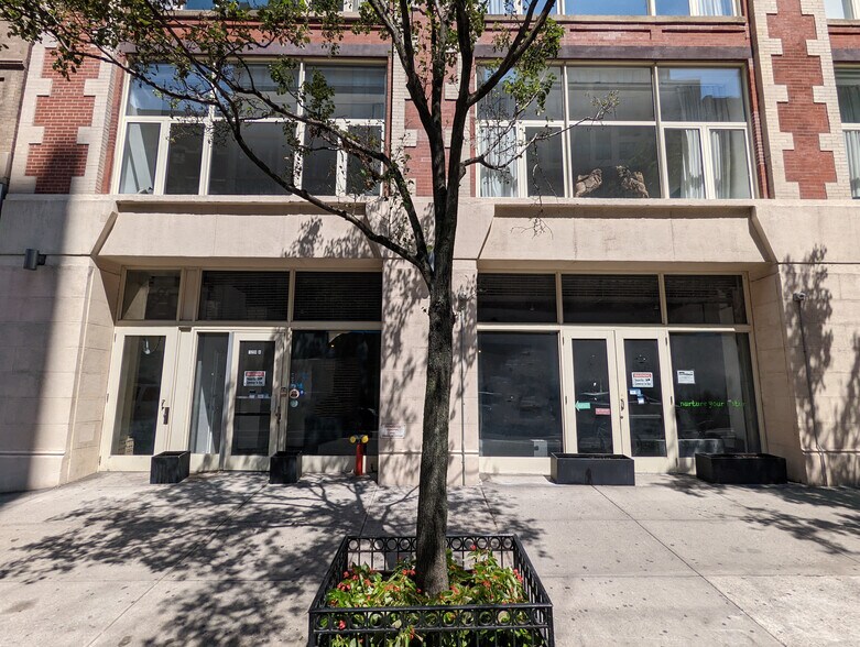 More Photos Of 129 W 20th St, New York Apartments For Lease