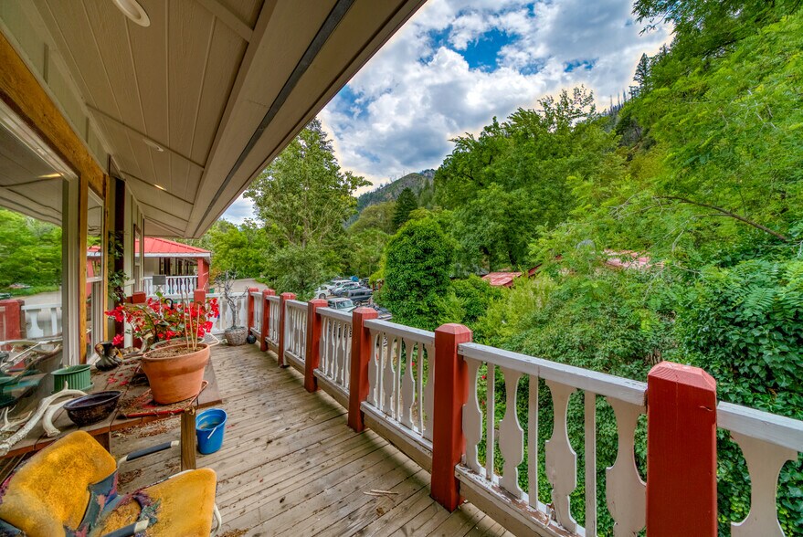 More Photos Of 14785 Belden Town rd, Belden Hotel For Sale