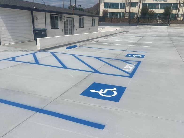 More Photos Of 21320 Box Springs Rd, Moreno Valley Auto Dealership For Lease