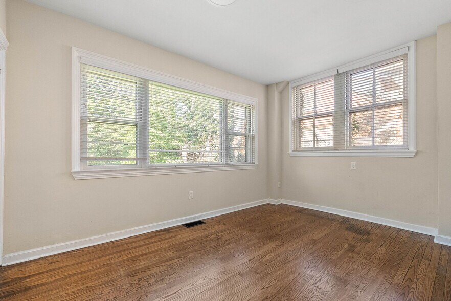 More Photos Of 1300 Delaware Ave, Wilmington Office For Lease