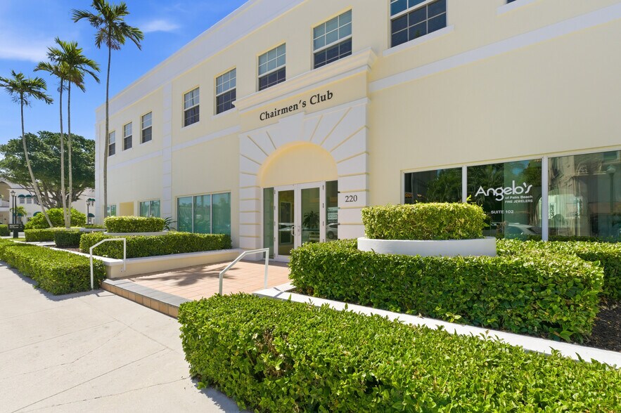 Primary Photo Of 220 Sunrise Ave, Palm Beach Office For Lease