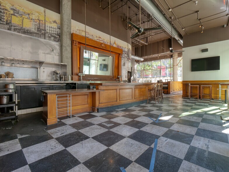 More Photos Of 1155 S Grand Ave, Los Angeles Apartments For Lease