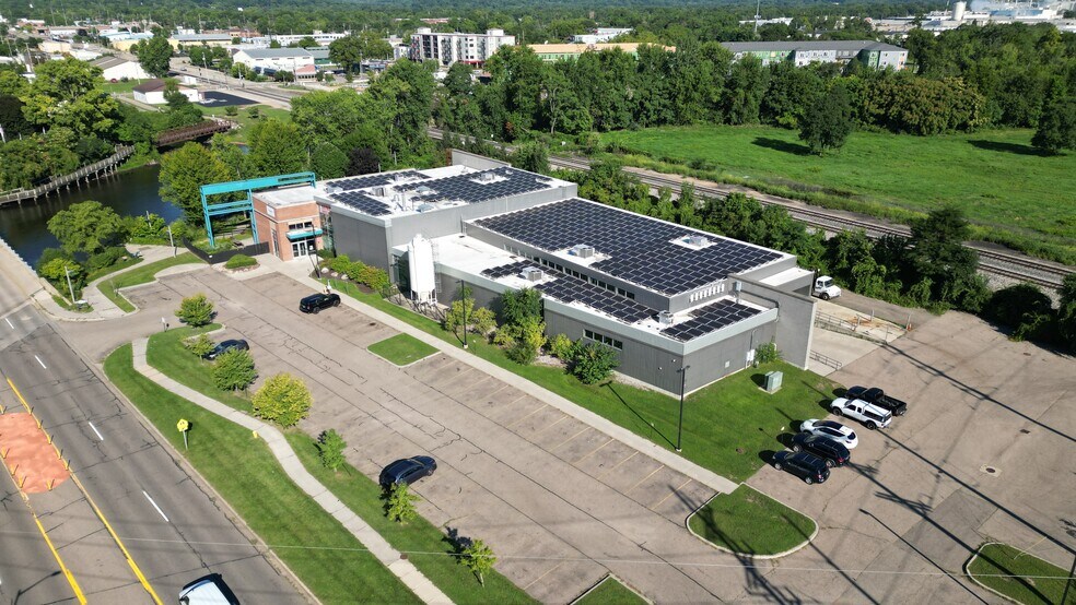 More Photos Of 701 W Michigan Ave, Kalamazoo Food Processing For Sale