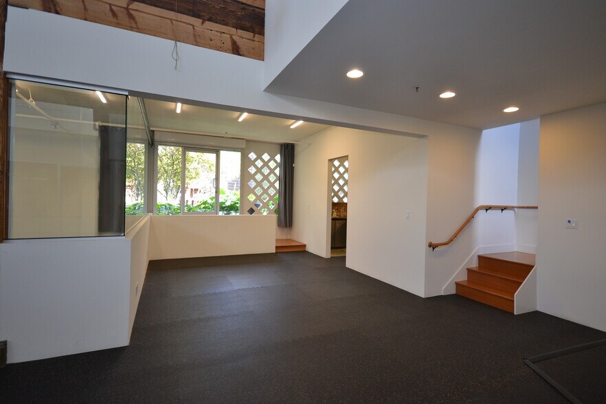 More Photos Of 2261 5th St, Berkeley Unknown For Lease