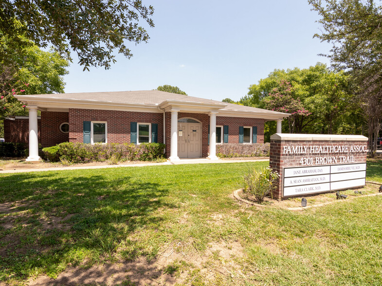 Primary Photo Of 4301 Brown Trl, Colleyville Medical For Lease