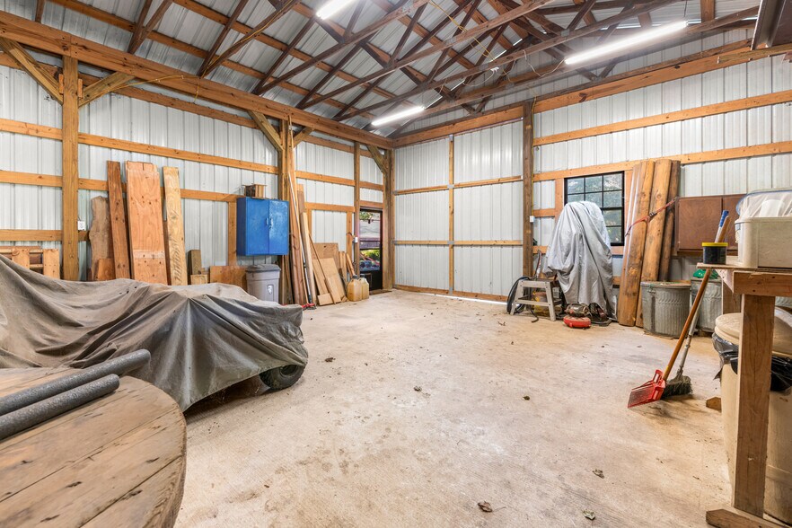 More Photos Of 228 Pattie Gap Rd, Philadelphia Apartments For Sale