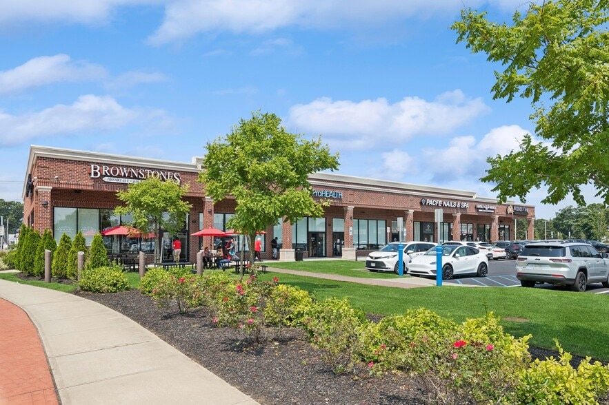 More Photos Of 1707-1759 Middle Country Rd, Centereach Unknown For Lease