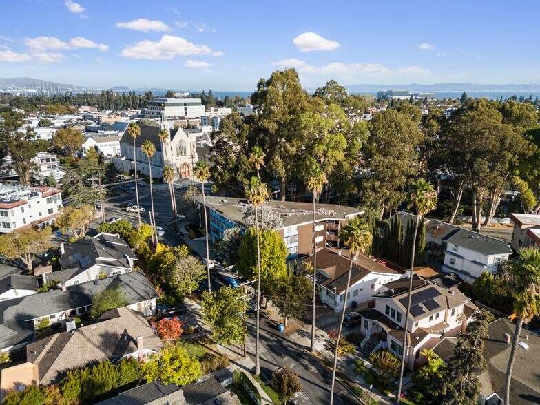 More Photos Of 55 El Camino Real, Burlingame Apartments For Sale