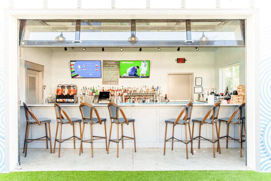 More Photos Of 2405 12th Ave S, Nashville Restaurant For Sale