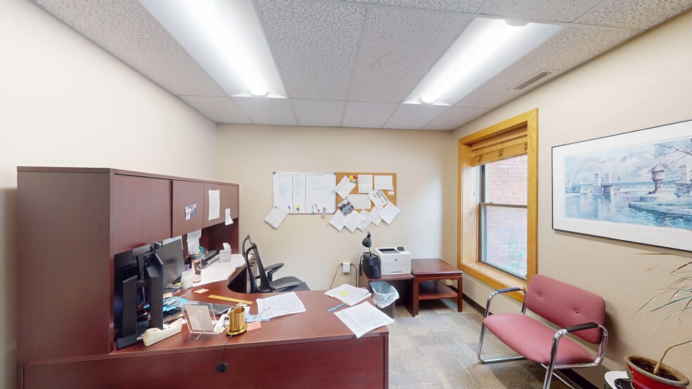 More Photos Of 536 Broad St, Weymouth Medical For Sale