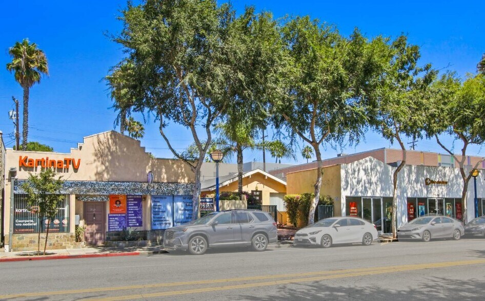 Primary Photo Of , West Hollywood General Retail For Sale