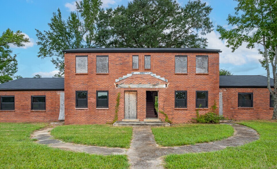 More Photos Of 101 Hillside Cir, Gadsden Apartments For Sale
