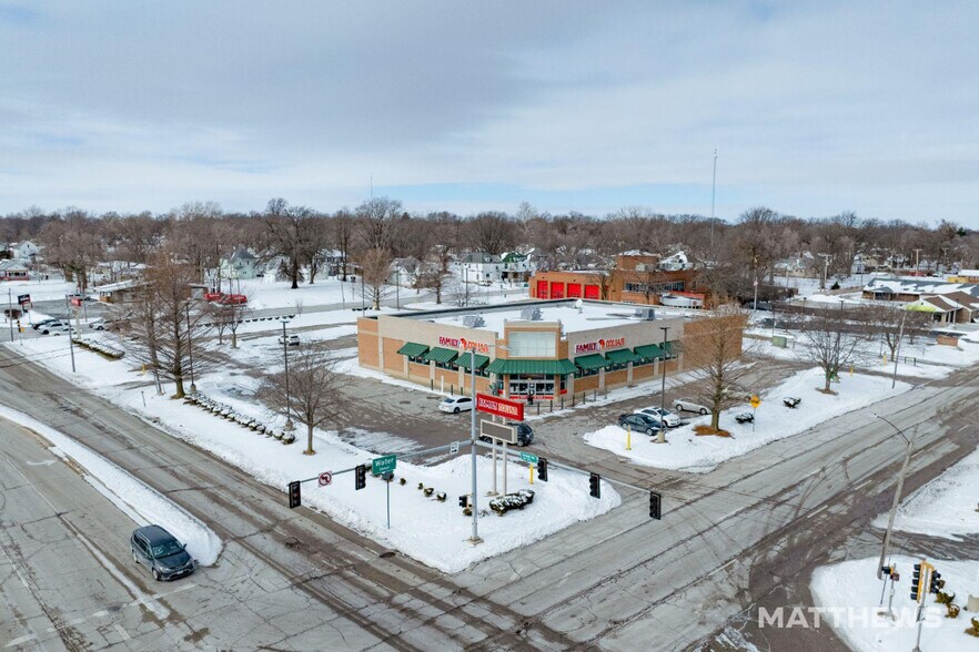 More Photos Of 1315 N Water St, Decatur Drugstore For Sale