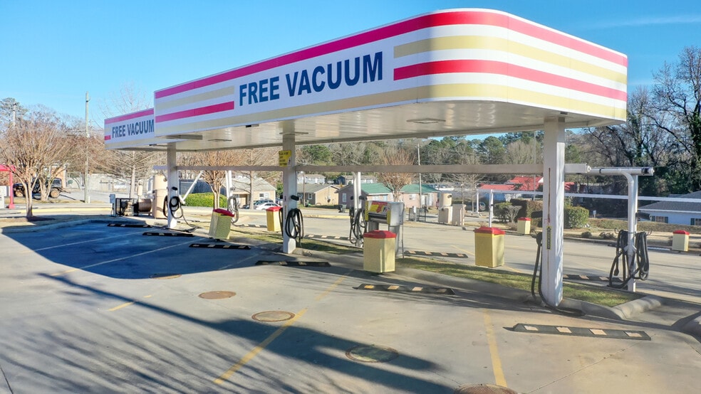 More Photos Of 1810 Opelika Rd, Auburn Carwash For Sale