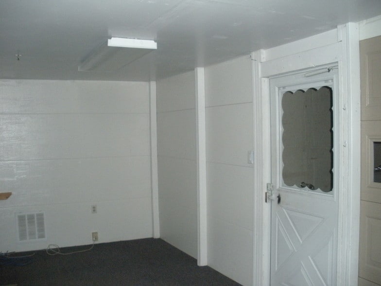 More Photos Of 10914 Patriot Hwy, Fredericksburg Storefront Retail Office For Lease