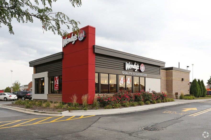 More Photos Of 14011-14065 S Bell Rd, Homer Glen Unknown For Lease