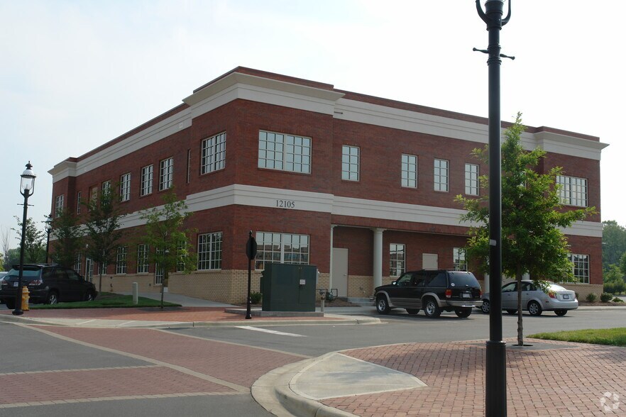More Photos Of 12105 Copper Way, Charlotte Office For Lease